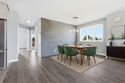 Dining Room - 7555 Boul. Cousineau, Longueuil (Saint-Hubert), QC - Indoor Photo Showing Dining Room