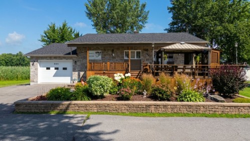 Front of Structure - 501 Ch. Du Fer-À-Cheval, Gatineau (Masson-Angers), QC - Outdoor With Deck Patio Veranda