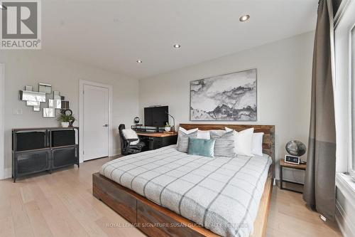 Main bdrm fits large king bed with room to spare - 69 Holmstead Avenue, Toronto, ON - Indoor Photo Showing Bedroom