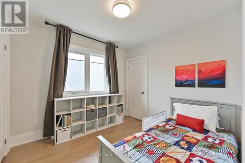 Middle bedroom has own washroom - 69 Holmstead Avenue, Toronto, ON - Indoor Photo Showing Bedroom