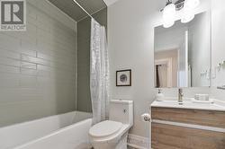 2nd flr shared bathroom with soaker tub - 