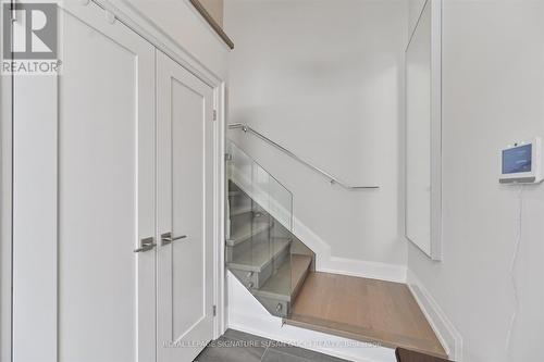 Spacious front hall with triple sized closets - 69 Holmstead Avenue, Toronto, ON - Indoor