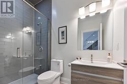 Lower level 4 pce bathroom - 