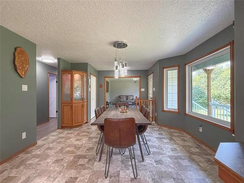 106100 43 (Treesbank) Road N, Brandon, MB - Indoor Photo Showing Dining Room