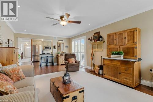 228 Glenariff Drive, Freelton, ON - Indoor Photo Showing Living Room