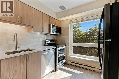 26 Wentworth Avenue Unit# 2 S, Cambridge, ON - Indoor Photo Showing Kitchen With Double Sink With Upgraded Kitchen