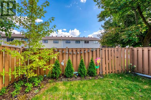 132 Ashton Crescent, Brampton, ON - Outdoor