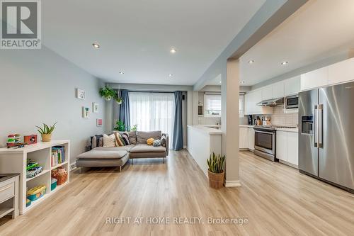 132 Ashton Crescent, Brampton, ON - Indoor