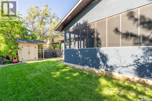 1262 James Crescent, Regina, SK - Outdoor