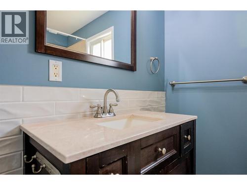 1605 Summit Drive Unit# 17, Kamloops, BC - Indoor Photo Showing Bathroom