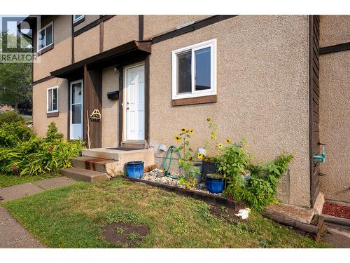 1605 Summit Drive Unit# 17, Kamloops, BC - Outdoor