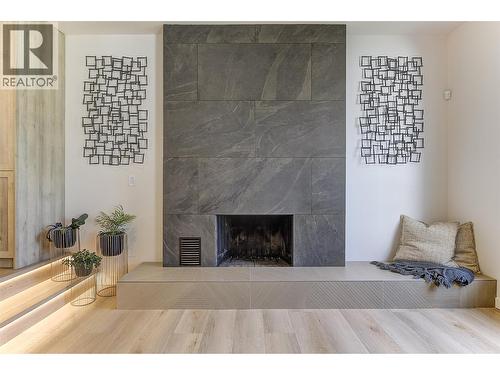687 Barnaby Road, Kelowna, BC - Indoor With Fireplace