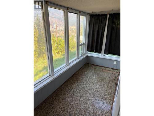 sun room - 626 Hendry Street, Trail, BC - Indoor Photo Showing Other Room