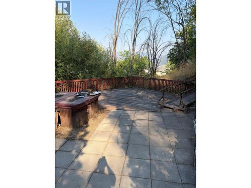 patio - 626 Hendry Street, Trail, BC - Outdoor