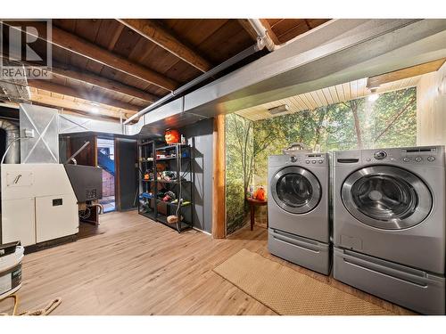 4061 Torry Road, Eagle Bay, BC - Indoor Photo Showing Laundry Room