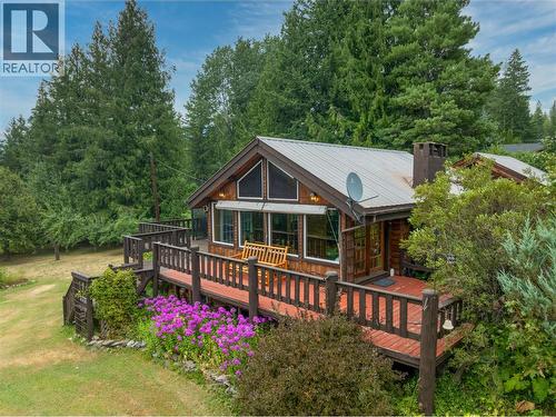 4061 Torry Road, Eagle Bay, BC - Outdoor