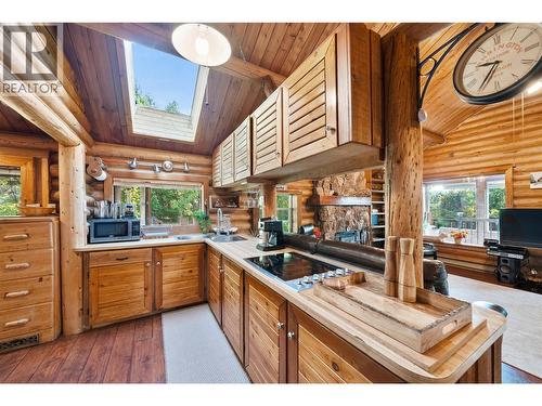 4061 Torry Road, Eagle Bay, BC - Indoor Photo Showing Kitchen