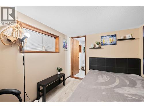 4061 Torry Road, Eagle Bay, BC - Indoor