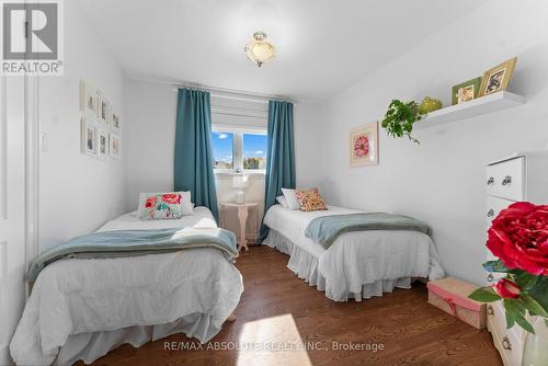 151 Duncan Drive, Mcnab/Braeside, ON - Indoor Photo Showing Bedroom