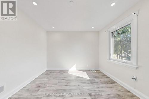 1496 Simcoe Street N, Oshawa, ON - Indoor Photo Showing Other Room