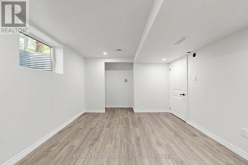 1496 Simcoe Street N, Oshawa, ON - Indoor Photo Showing Other Room