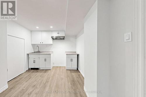 1496 Simcoe Street N, Oshawa, ON - Indoor Photo Showing Kitchen