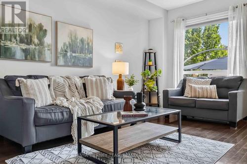 53 Chiswick Avenue, Whitby, ON - Indoor Photo Showing Living Room