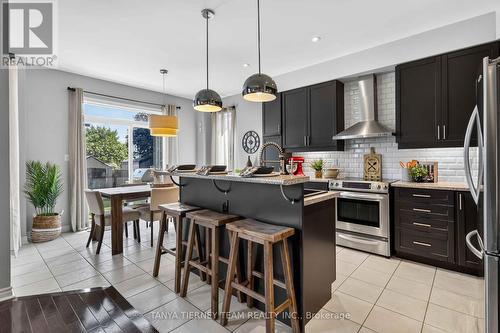 53 Chiswick Avenue, Whitby, ON - Indoor Photo Showing Kitchen With Upgraded Kitchen