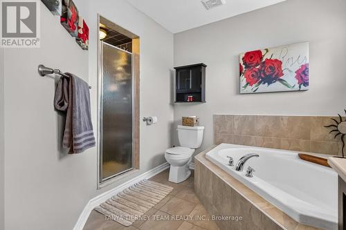 53 Chiswick Avenue, Whitby, ON - Indoor Photo Showing Bathroom