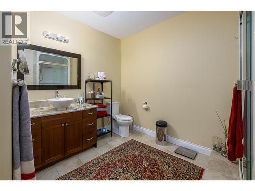 5045 Snowbird Way Unit# 2, Big White, BC - Indoor Photo Showing Bathroom