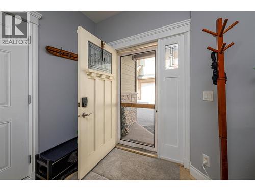 5045 Snowbird Way Unit# 2, Big White, BC - Indoor Photo Showing Other Room