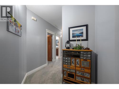 5045 Snowbird Way Unit# 2, Big White, BC - Indoor Photo Showing Other Room