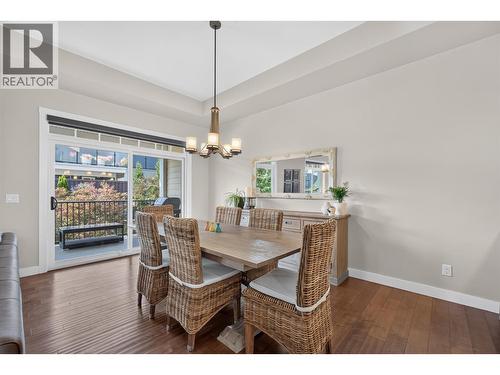 1394 Glenview Avenue, Kelowna, BC - Indoor Photo Showing Dining Room