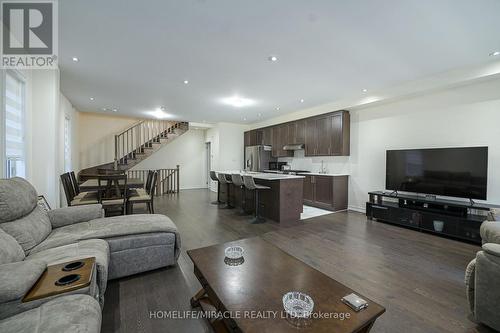 23 Arrowview Drive, Brampton, ON - Indoor Photo Showing Living Room