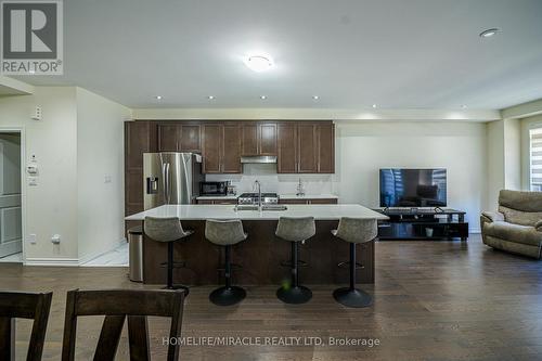 23 Arrowview Drive, Brampton, ON - Indoor Photo Showing Kitchen With Stainless Steel Kitchen With Upgraded Kitchen