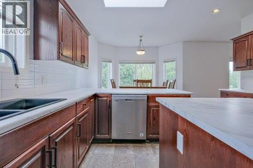 Kitchen - 755 Birch Avenue, Kelowna, BC - Indoor Photo Showing Kitchen