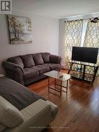 1098 CEDAR STREET Oshawa, ON L1J 3R9