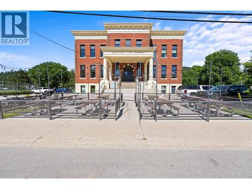 616 Third Street W, Revelstoke, BC 