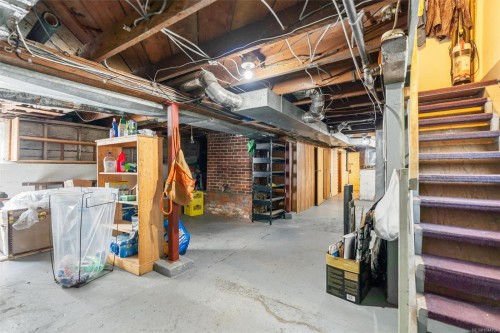 1456 Denman St, Victoria, BC 
