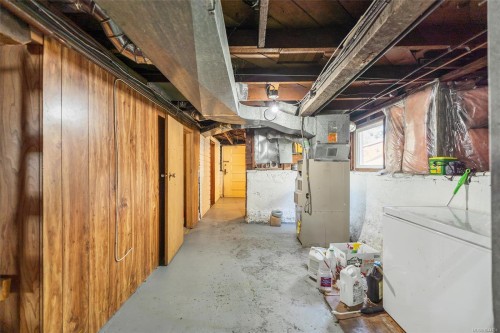 1456 Denman St, Victoria, BC 
