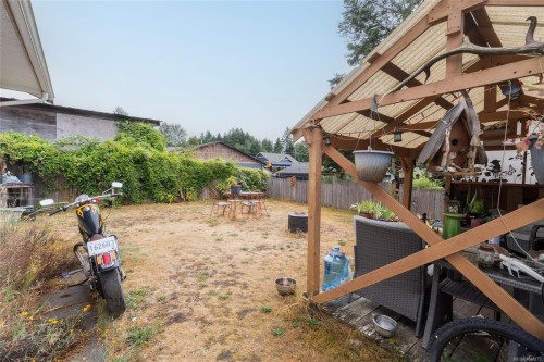 135 Macdonald Rd, Lake Cowichan, BC 