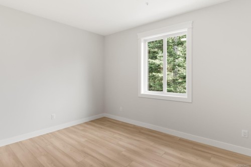 #200-2190 Jingle Pot Rd, Nanaimo, BC 