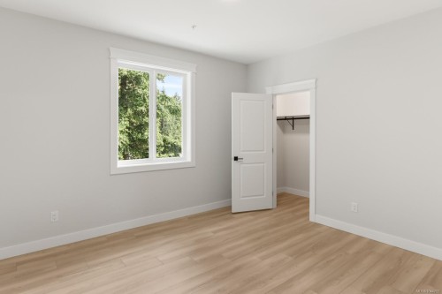 #200-2190 Jingle Pot Rd, Nanaimo, BC 