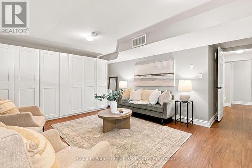 59 Centerfield Drive, Clarington (Courtice), ON - Indoor Photo Showing Living Room