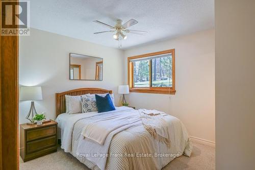 36 Fire Route 28, Trent Lakes, ON - Indoor Photo Showing Bedroom