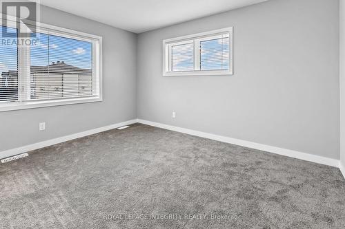 871 Decoeur Drive, Ottawa, ON - Indoor Photo Showing Other Room