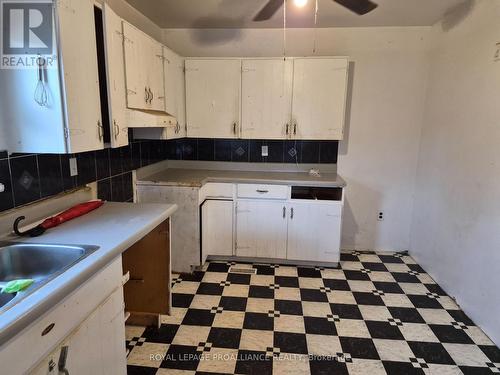 519 Edward Street, Prescott, ON - Indoor Photo Showing Kitchen