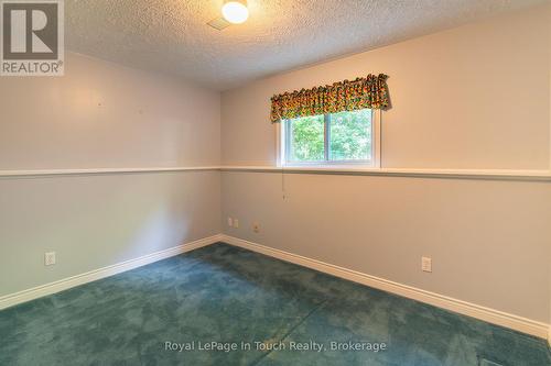 30 Charles Street, Penetanguishene, ON - Indoor Photo Showing Other Room