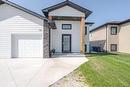 138 Parkside Crescent, Mitchell, MB  - Outdoor 
