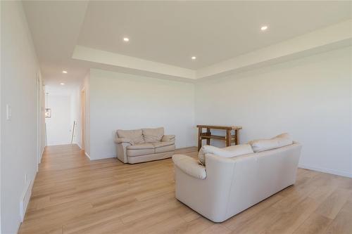 138 Parkside Crescent, Mitchell, MB - Indoor
